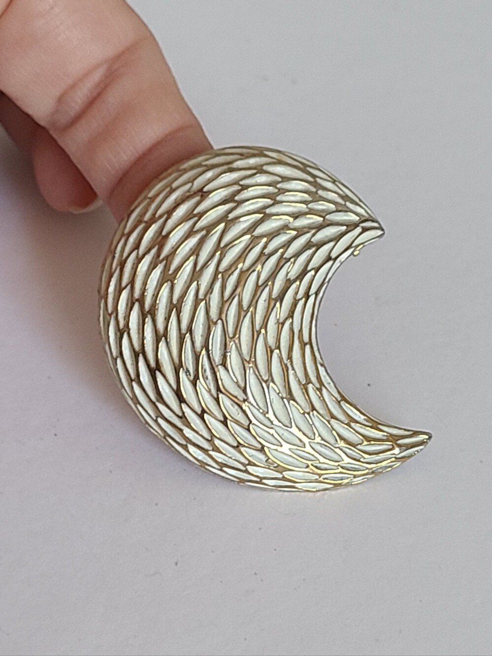 Vintage 80's BSK White Gold Tone Chunky Textured Moon Shaped Swirl Brooch Pin